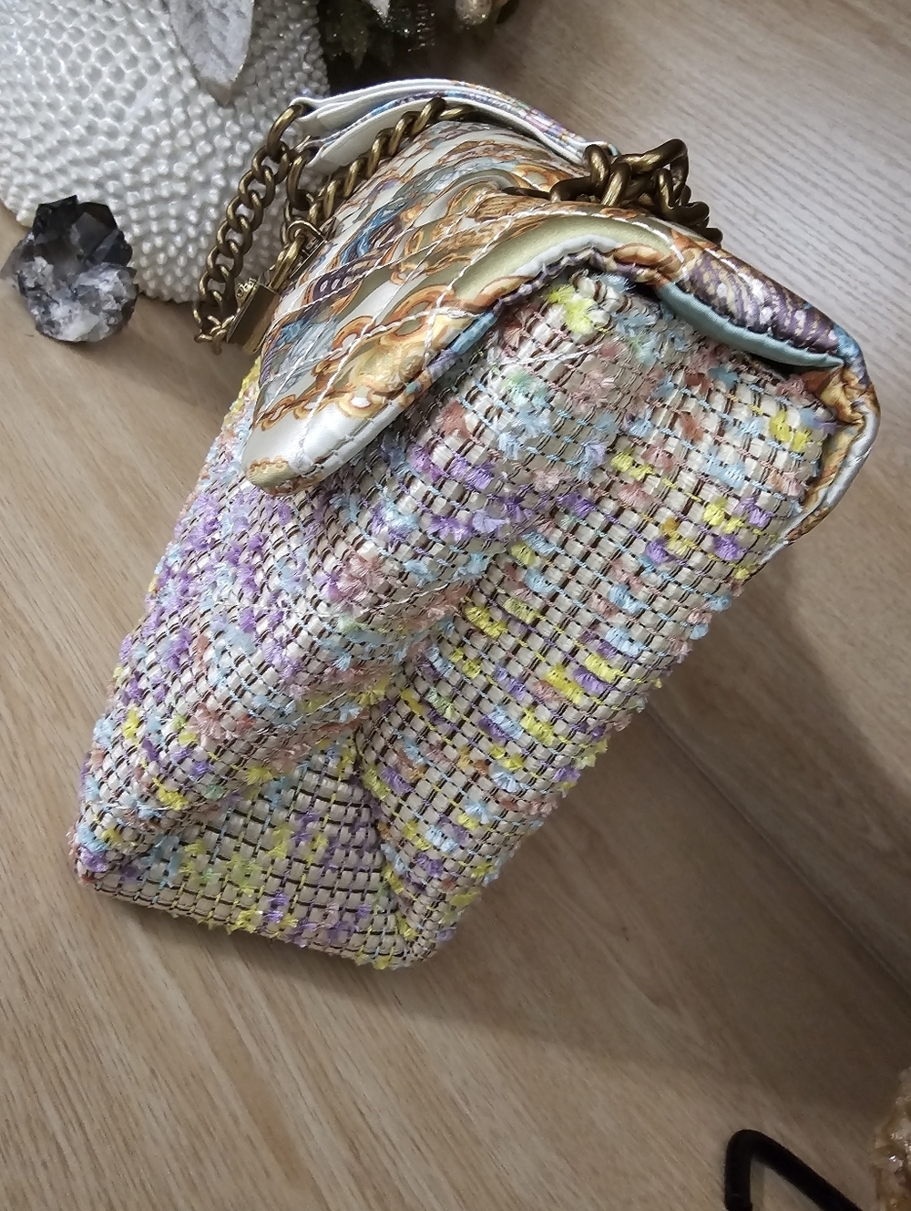 Kurt Geiger London Brixton Mixed Media Tweed Shoulder Bag with Gold Chain. - Picture 4 of 13